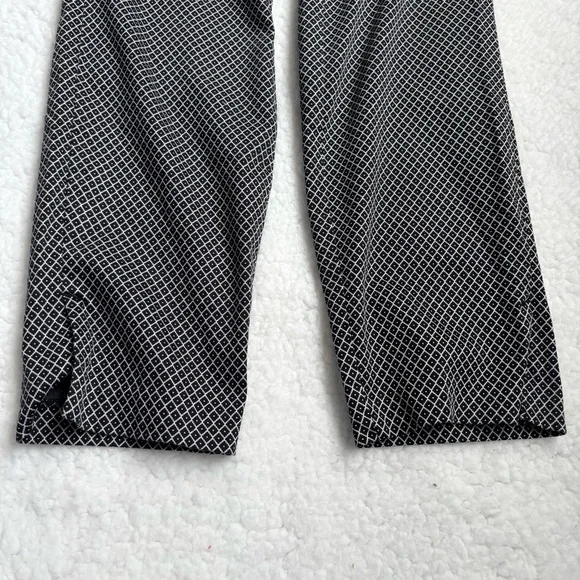 Women’s Geometric Slacks - Picture 10 of 10